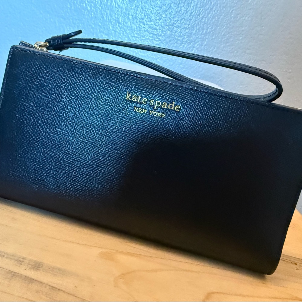Kate Spade Morgan Continental Black Leather Wristlet